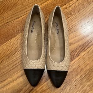 Leather flats with stitching detail